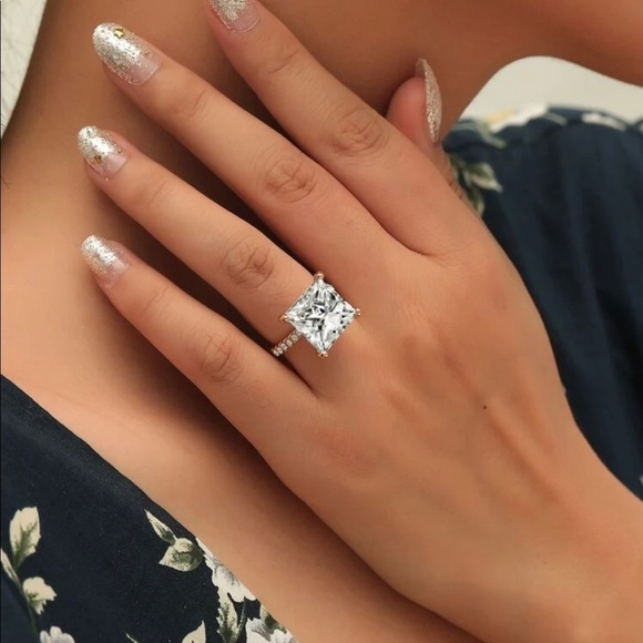 Gold Square Princess Cut Cubic Zirconia Ring - Picture 1 of 10